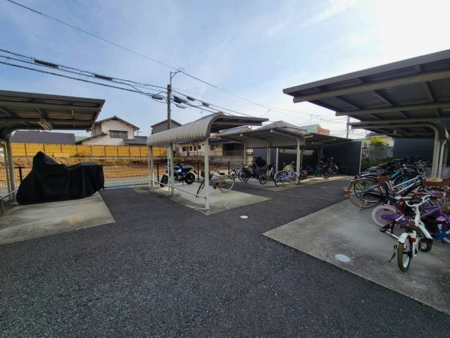 サンパーク合志中央レジデンスの駐車場