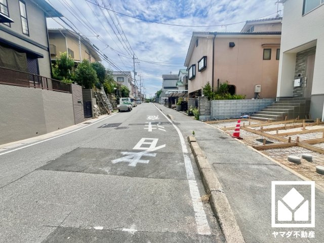 宇治市広野町寺山　2期　2号地の前面道路含む現地写真