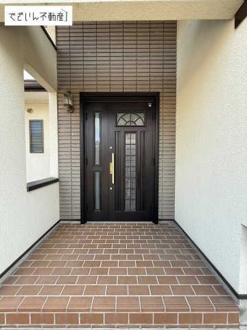 【玄関】 | 熊谷市妻沼東4丁目　中古住宅   | 現地(2026年4月撮影)