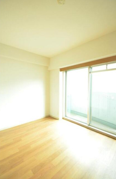 ドエル・四谷の居間・リビング|明るいお部屋