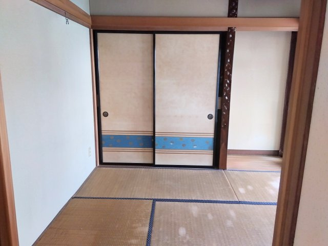 売中古戸建　富士市久沢の和室|来客スペース・子供の遊び場・昼寝スペースなど色々と幅広く使える大活躍の和室です。