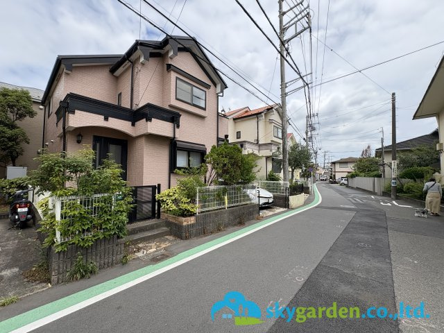 藤沢市辻堂東海岸２丁目　中古戸建　全１棟の前面道路含む現地写真|前面道路含む現地写真です