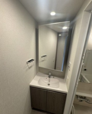 ブルックサイドレジデンス木場の洗面所|別部屋参考写真