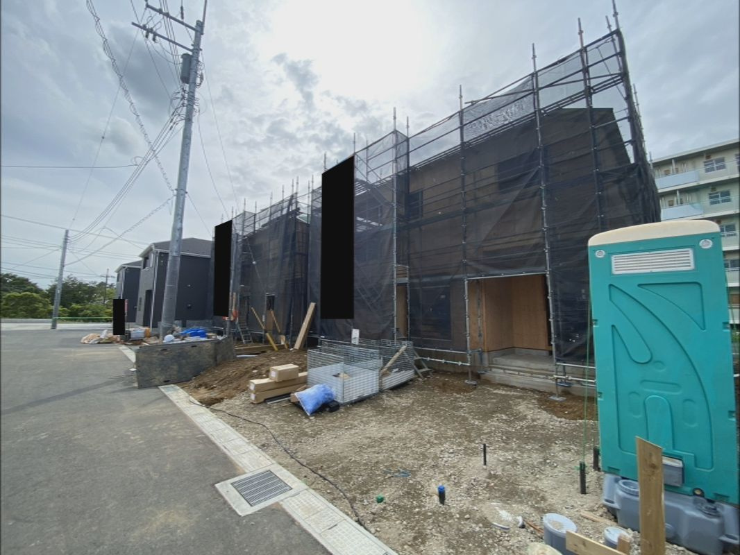 中台第５　新築戸建て　３号棟の前面道路含む現地写真