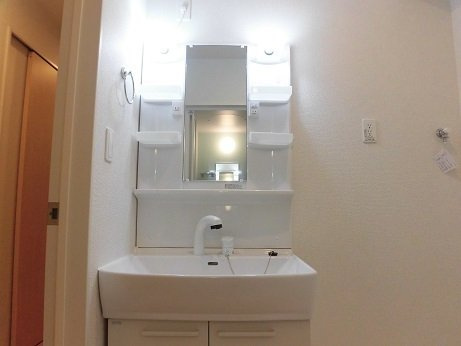 ファースト　カノンの洗面所