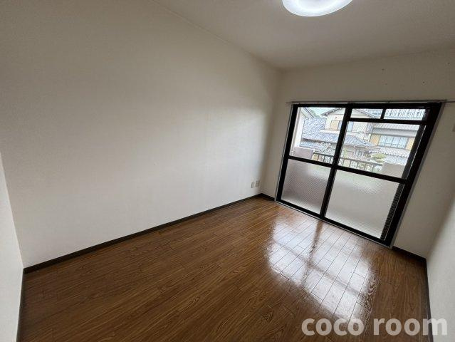 グランメールの洋室