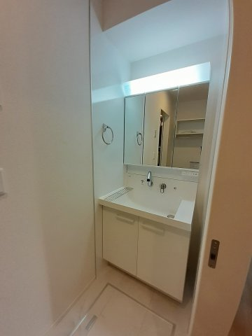 セブンパレスの独立洗面台|※同タイプの部屋写真です
