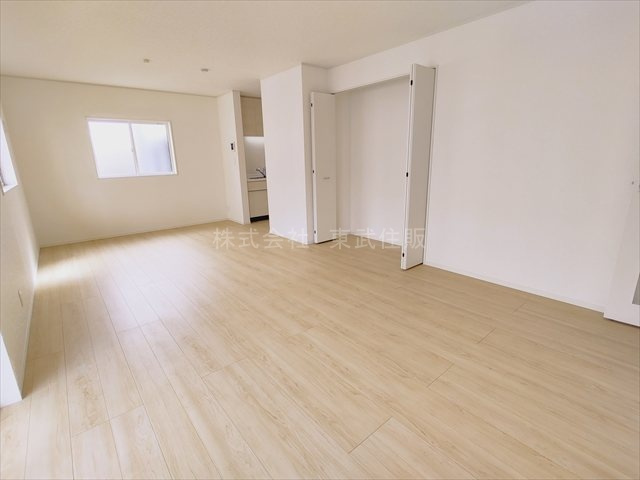 【居間・リビング】の画像