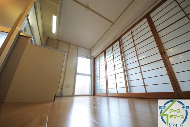 第一コーポ学苑の居間・リビング|※類似写真