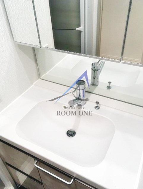 フュージョナル浅草FORESTの洗面所|洗面台です。