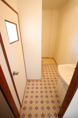 【洗面所】 | ロイヤルハイツ