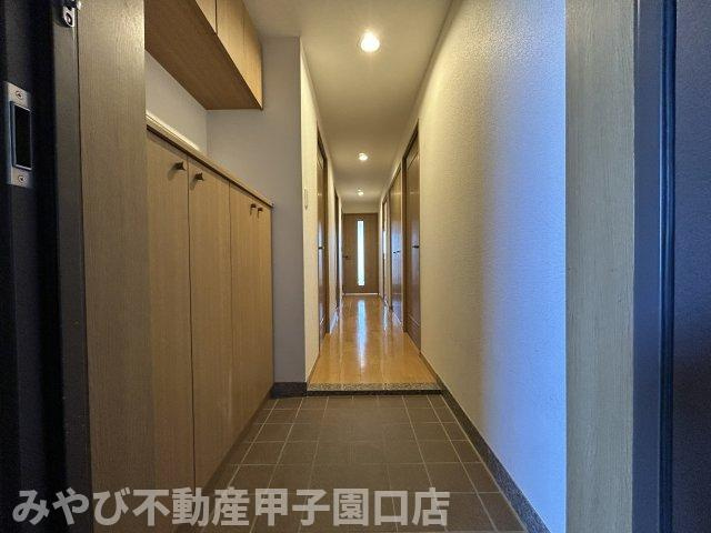 ＮＴＰＲレジデンス甲子園四番町の玄関
