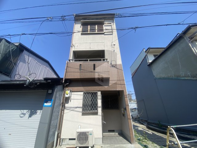 森河内西2丁目貸家の外観