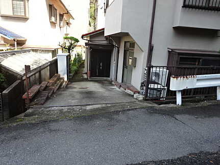 南区丹那町の周辺