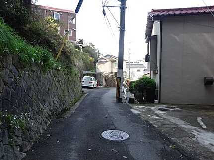 南区丹那町の周辺