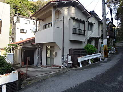 南区丹那町の周辺