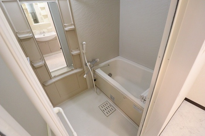 ヴェルドミール カシマの浴室