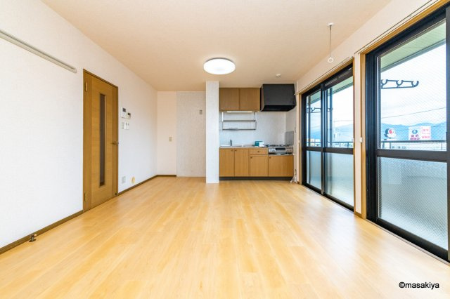 フェニックス・SIの居間・リビング