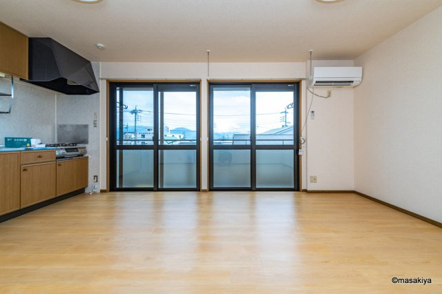 フェニックス・SIの居間・リビング