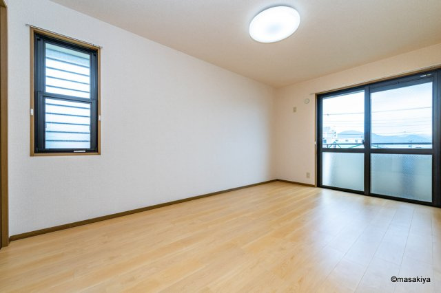 フェニックス・SIの洋室