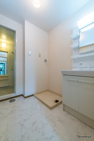 フェニックス・SIの居間・リビング