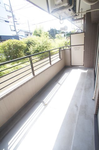 グランコート蘇我のバルコニー|102号室の写真です
