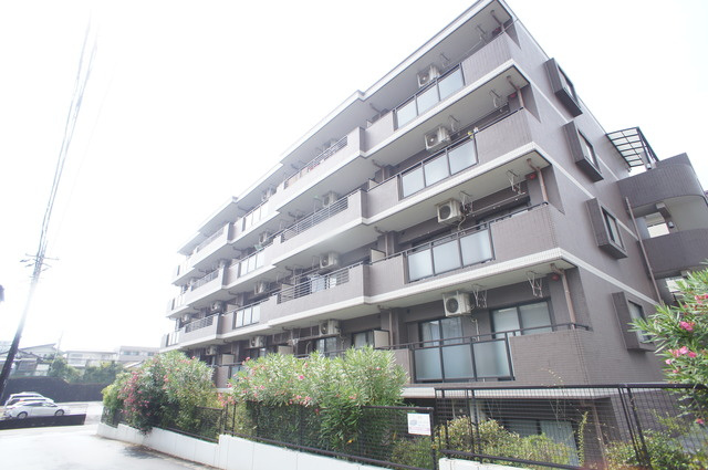 グランコート蘇我の外観|現地待合せで内見できます。