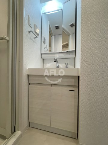 S-RESIDENCE難波大国町Deuxの独立洗面台|S-RESIDENCE難波大国町Deux　独立洗面台
