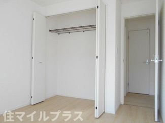 【洋室】 | 郡山市昭和1丁目新築一戸建て5棟 | 明るい洋室です