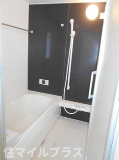 【浴室】 | 郡山市昭和1丁目新築一戸建て5棟 | コンパクトで使いやすいお風呂です