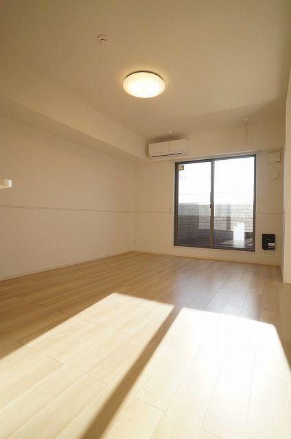 フェニックス　Ｃの居間・リビング