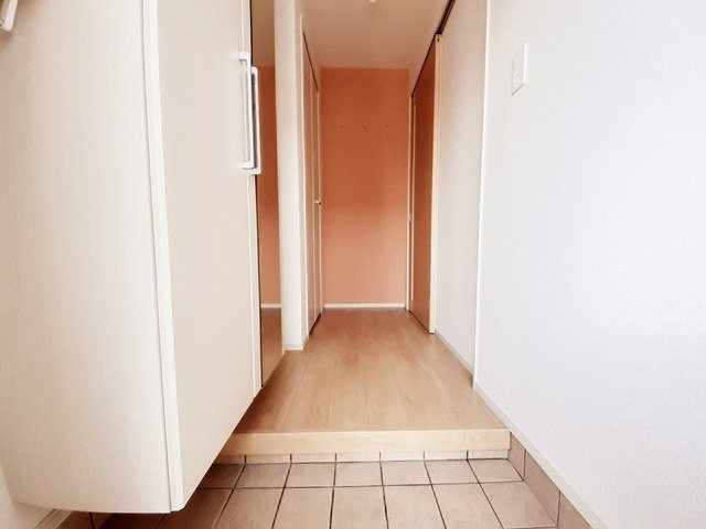 ランブラスＡの玄関