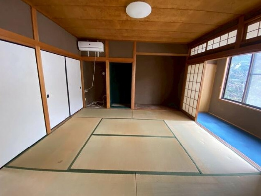 和歌山市鳴神の和室