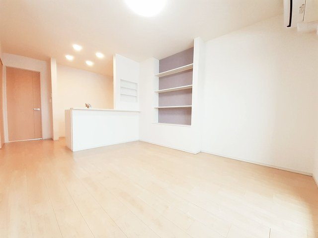 ランブラスＢの居間・リビング