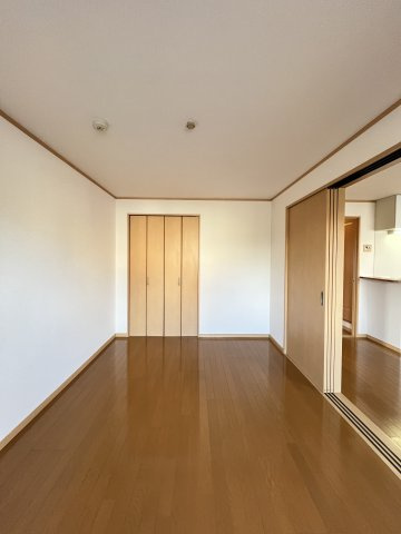 フジパレス皆生の洋室
