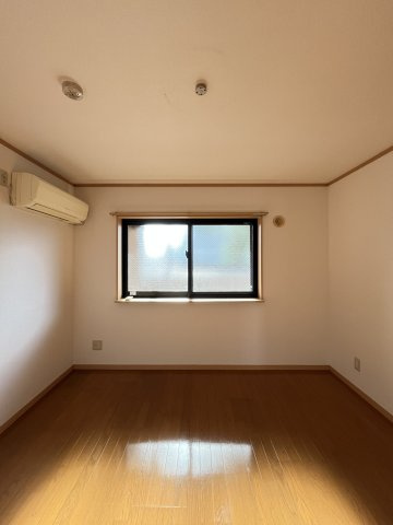 フジパレス皆生の洋室