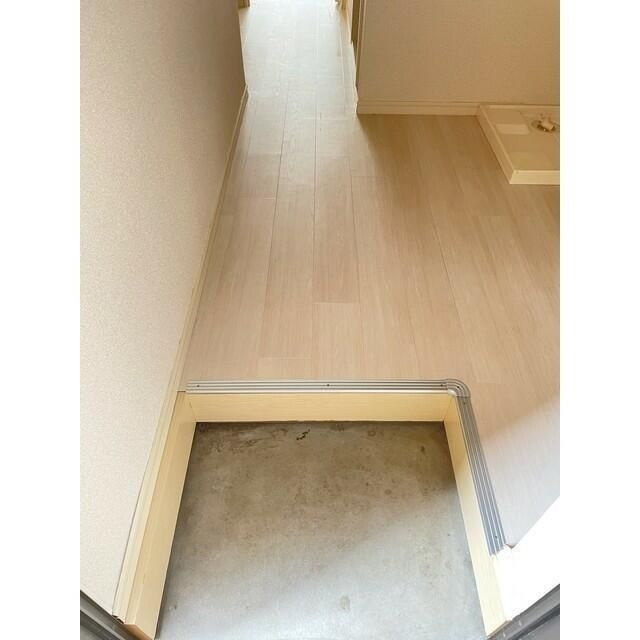リヴィエール綾瀬の玄関