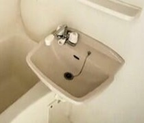 リヴィエール綾瀬の洗面所