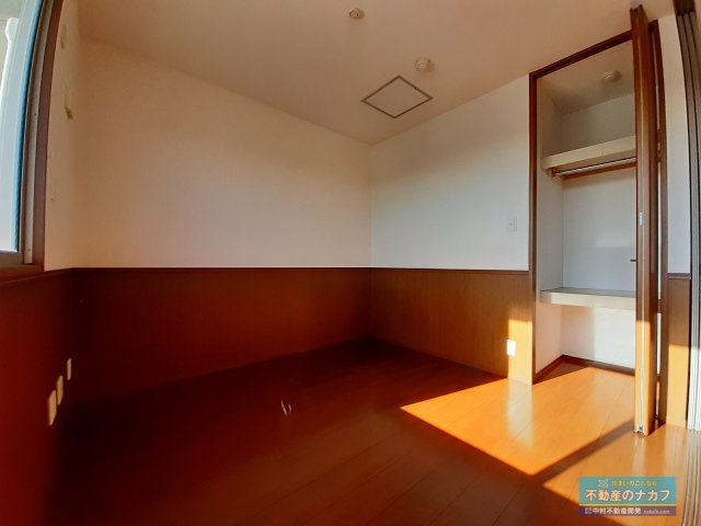 ルミエール須賀の洋室|※過去の室内写真のため現況と異なる場合があります