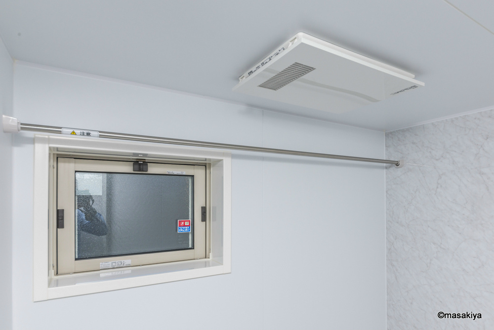 バン・ド・ソレイユの設備|浴室乾燥機付きです。