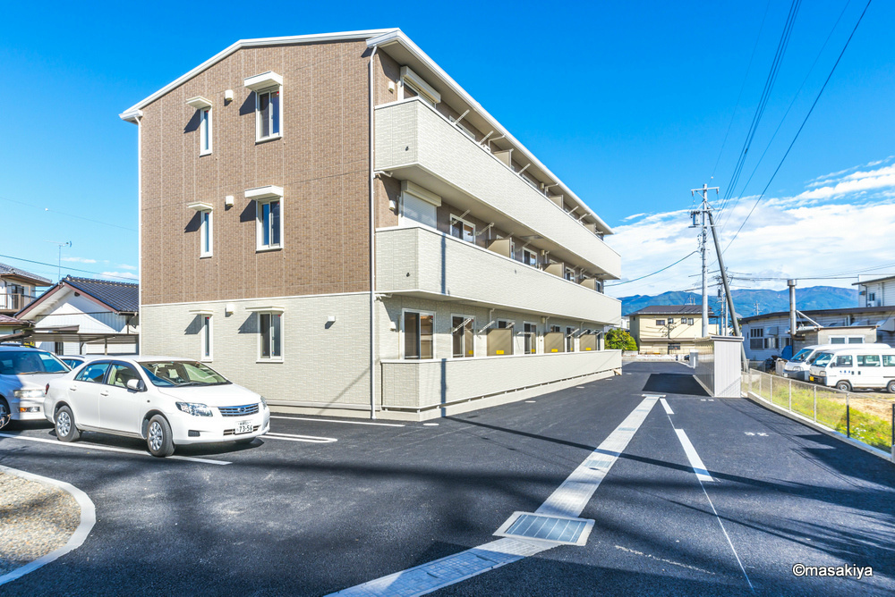 バン・ド・ソレイユの外観