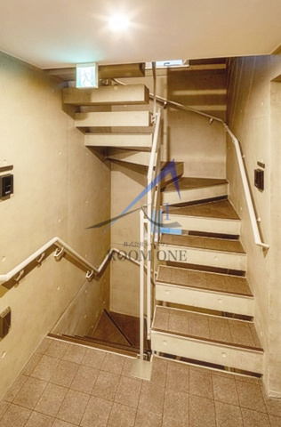 ルーデンス平和島のその他共用部分|共用階段です。