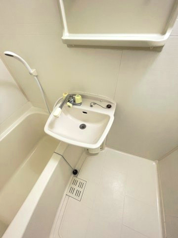 【洗面所】 | 忙しい朝には欠かせない洗面所です