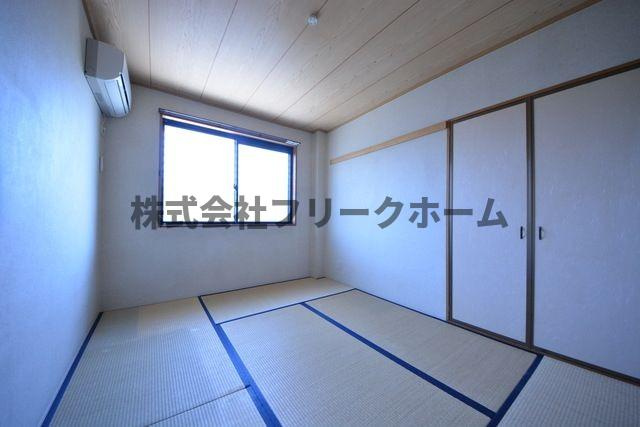 武蔵野市境２丁目の賃貸マンションの和室