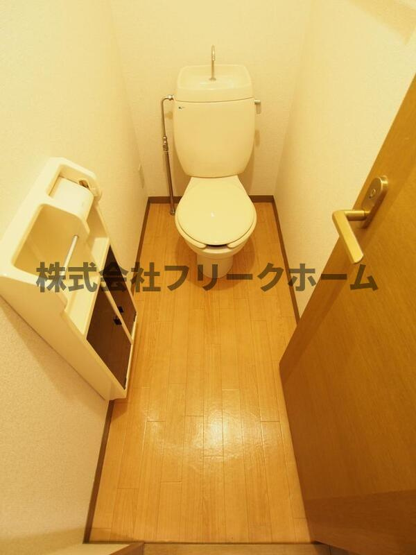 武蔵野市境２丁目の賃貸マンションのトイレ