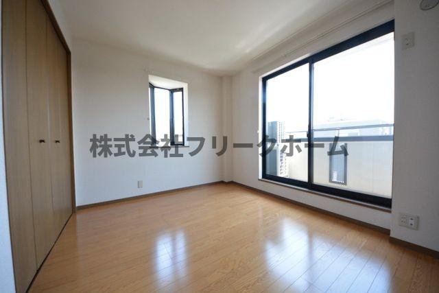 武蔵野市境２丁目の賃貸マンションの居間・リビング