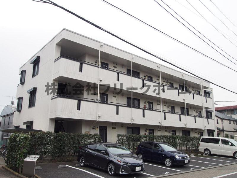 武蔵野市境２丁目の賃貸マンションの外観