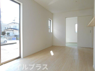 【居間・リビング】 | 郡山市島2丁目新築一戸建て1棟 | リビングです