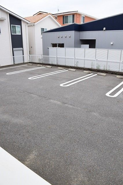 サンオークⅡの駐車場