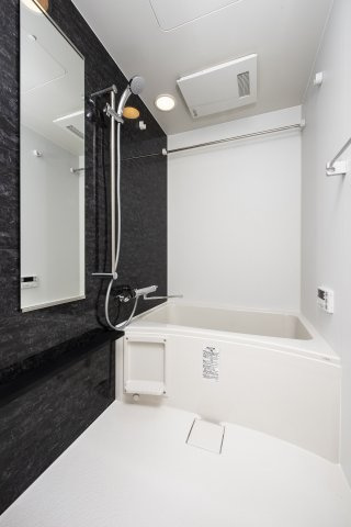 新品家具付きマンション東光16(KaGood福岡)の浴室